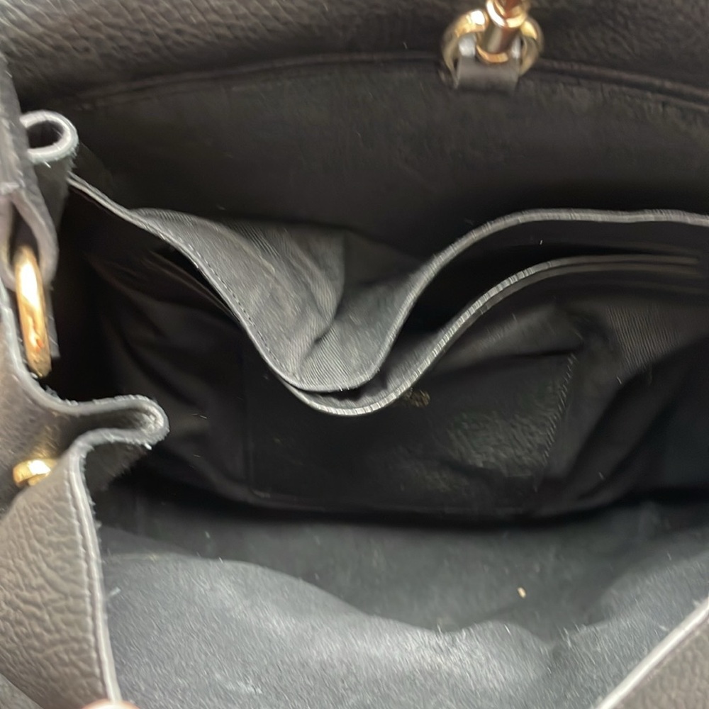 Cuyana Classic Black Backpack - Picture 7 of 8